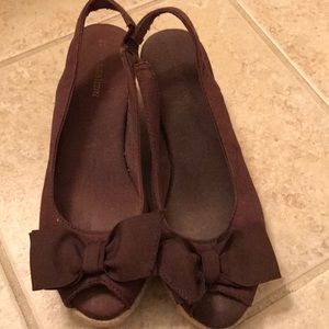 Naturalizer wedges